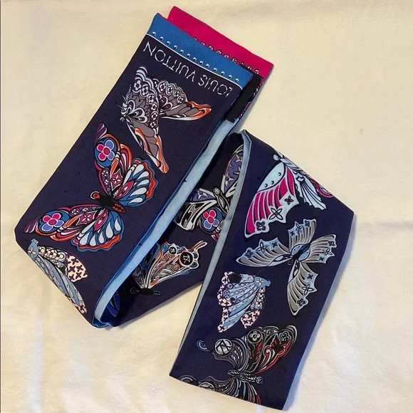Louis Vuitton Bandeau Blue and Hot Pink Scarf Butterfly and Mono - Picture 6 of 9